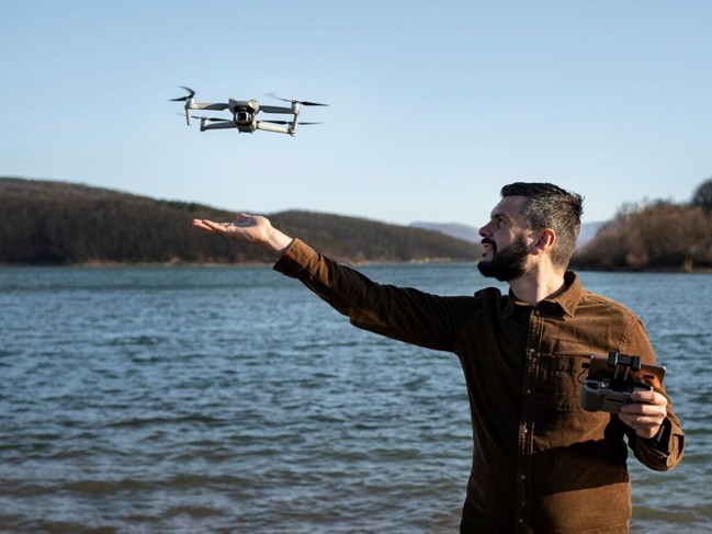 A Unique Send-Off: Scattering Ashes by Drone After a Direct Cremation